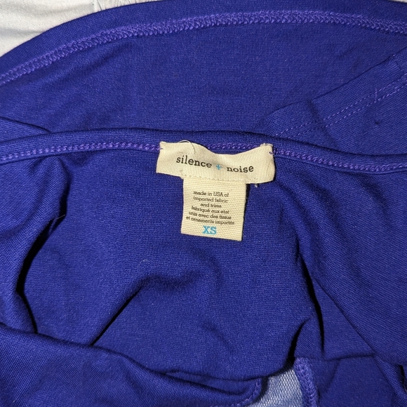 Silence + Noise - Picture 4 of 5